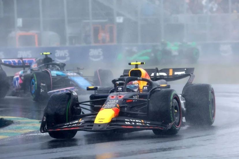 ペレス、契約延長も直近3戦で獲得したポイントはわずか4点。レッドブル代表は改善を求む「以前の状態に戻ってもらわなくては」