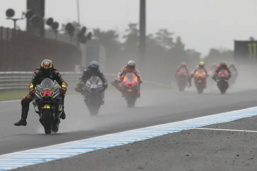 【MotoGP日本GP】「何も見えなかった……」オリベイラ、雨による視界悪化でリタイアを選択。トップ6フィニッシュのチャンス手放す