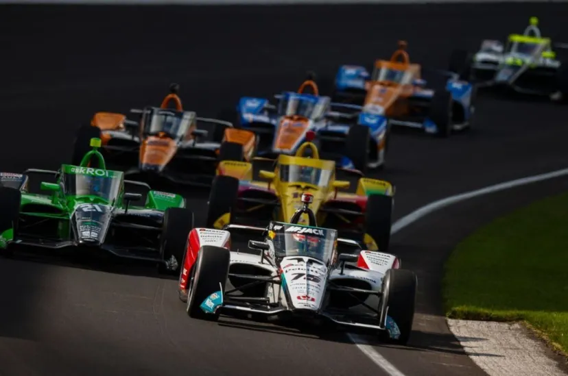 佐藤琢磨、インディ500での3勝目はならず。でも協力してくれたみんなに感謝「期待には届かなかったけど、さらに前進したい」