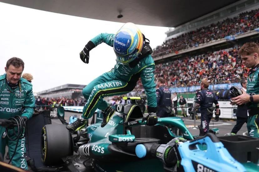 アストンマーティン・ホンダは、中国GPも完走できず。アロンソ酷い振動に悩む……折原エンジニア「ドライバーの快適性は依然として課題」