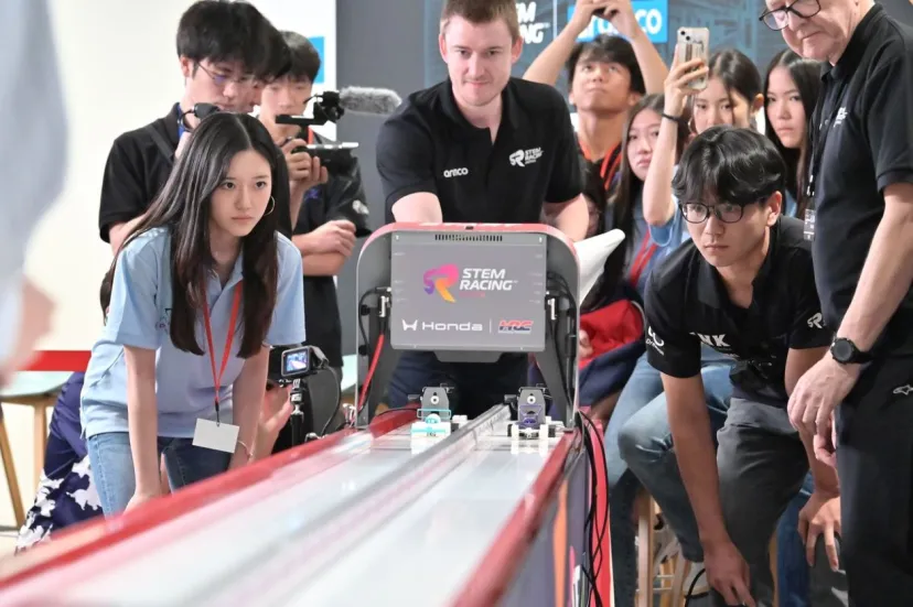 レースに真剣に挑むって、本当に楽しいんだ。STEM Racing日本大会開催……スケールは小さくとも、本気のレーシングチーム同士の戦いがそこにはあった
