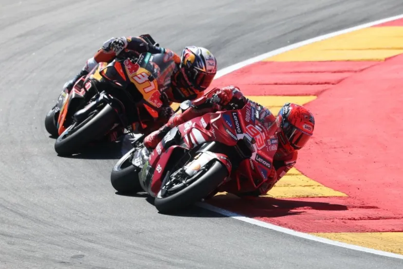 【MotoGP】アコスタ、マルケスに1.7秒届かずまたも初優勝お預け。力負けを認める「これ以上できることはない」