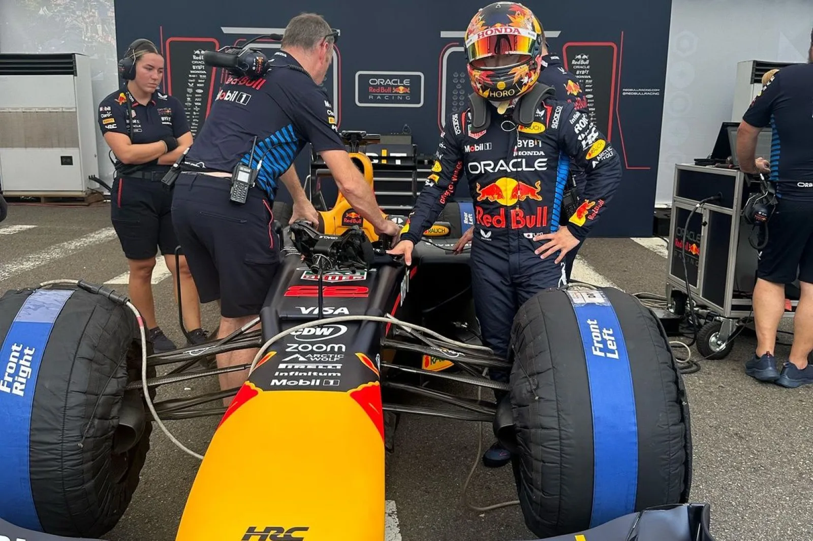 角田裕毅、レッドブルRB8で台湾の街を駆け抜ける! シニアチーム 角田裕毅、レッドブルRB8で台湾の街を駆け抜ける! シニアチーム