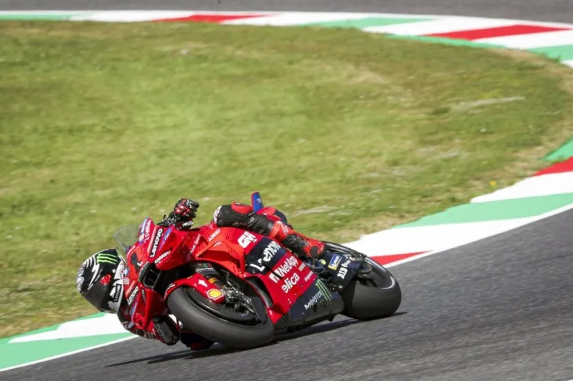 3週間ぶりのMotoGP！　オランダGPのFP1はバニャイヤがトップタイム。来季チームメイトのマルケス2番手続く