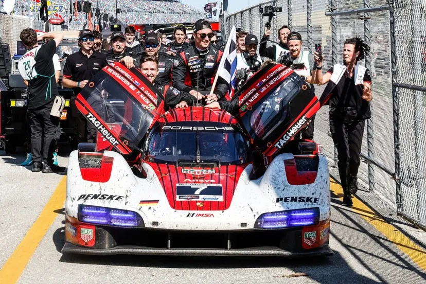 デイトナ24時間｜ポルシェ、キャデラックとの頂上決戦制して優勝！　3位アキュラ。宮田莉朋所属の12号車は火災トラブルに泣く