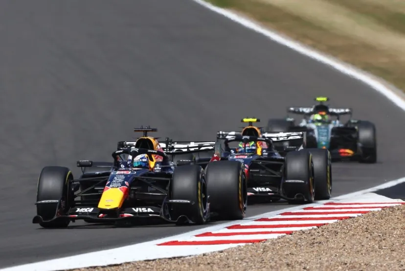 レース多すぎでスタッフが「燃え尽き症候群」の危険性？　F1年間24戦過密スケジュールに警鐘