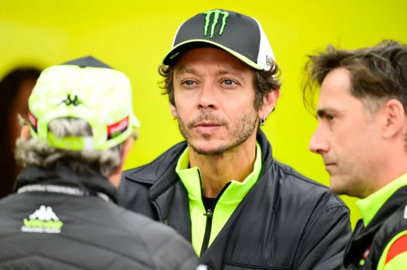 【MotoGP】ドゥカティはやる気が足りない? 御大ロッシ、弟子バニャイヤと同じくらい「努力」を要望