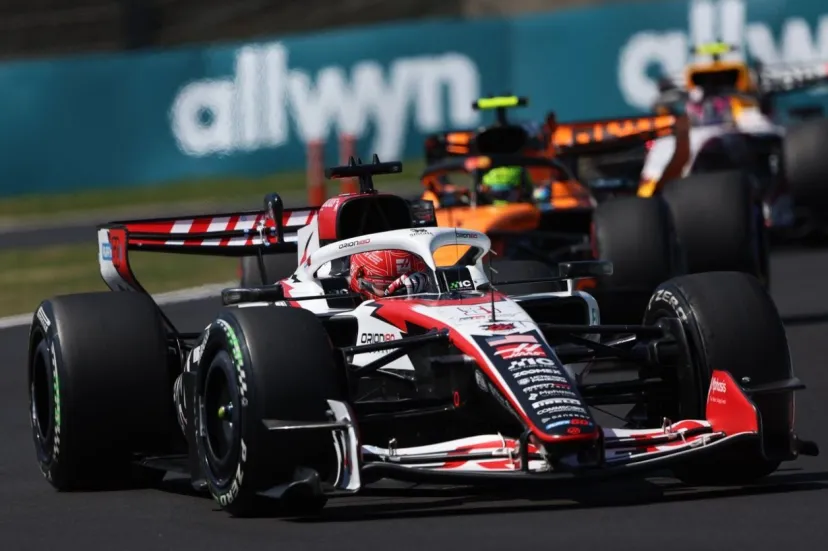 ハースF1、今季マシンは理想の方向性に。小松代表「予想通りの動きをしてくれる」……さらなる躍進の鍵はトヨタと開発の新シミュレータ？