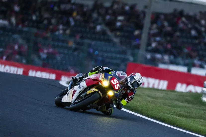 亡き父の夢、鈴鹿8耐参戦を息子が実現! 耐久の本場フランスの古参、NATIONAL MOTOSの嬉しい初参戦「ついに叶えることができた」