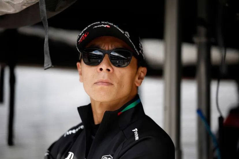 佐藤琢磨、インディ500オープンテスト2日目で2番手もクラッシュ