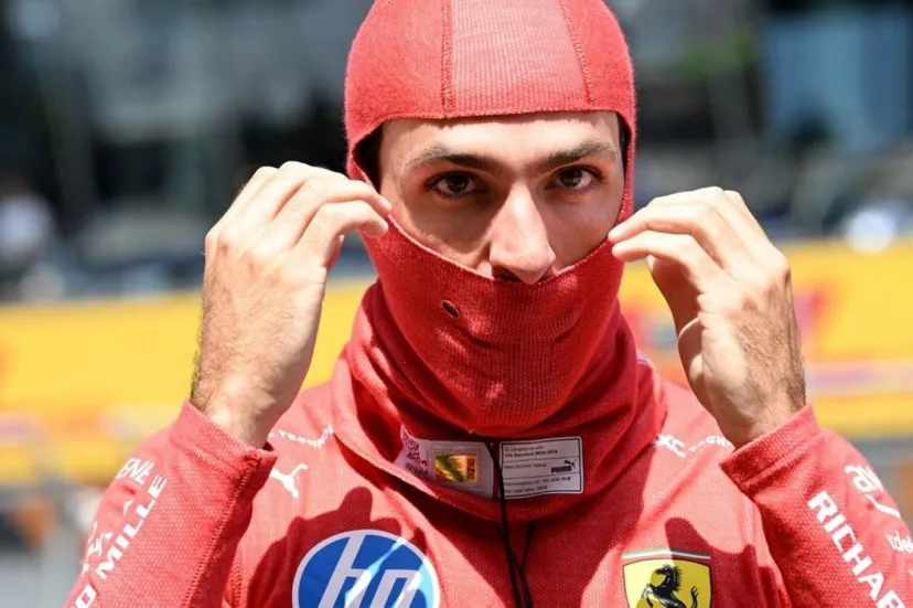 サインツJr.、メルセデスのドライバー候補に再浮上？　期待の若手アントネッリがF2苦戦でプラン変更の可能性