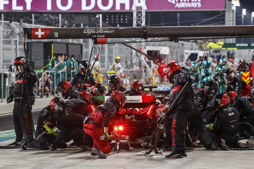 ボッタス、3周目にピットストップする戦略大成功! カタールGP8位入賞で貴重なポイントゲット「最初は違和感があったけど……すごく良い戦略だった」
