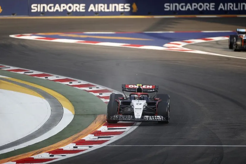 ルクレール首位、フェラーリがワンツー発進。アルファタウリの角田裕毅9番手|F1シンガポールFP1速報
