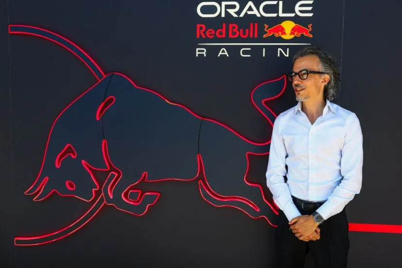 レッドブルF1新代表ローレン・メキーズ、前任者ホーナー不在のチームは「非現実的」と敬意を表す