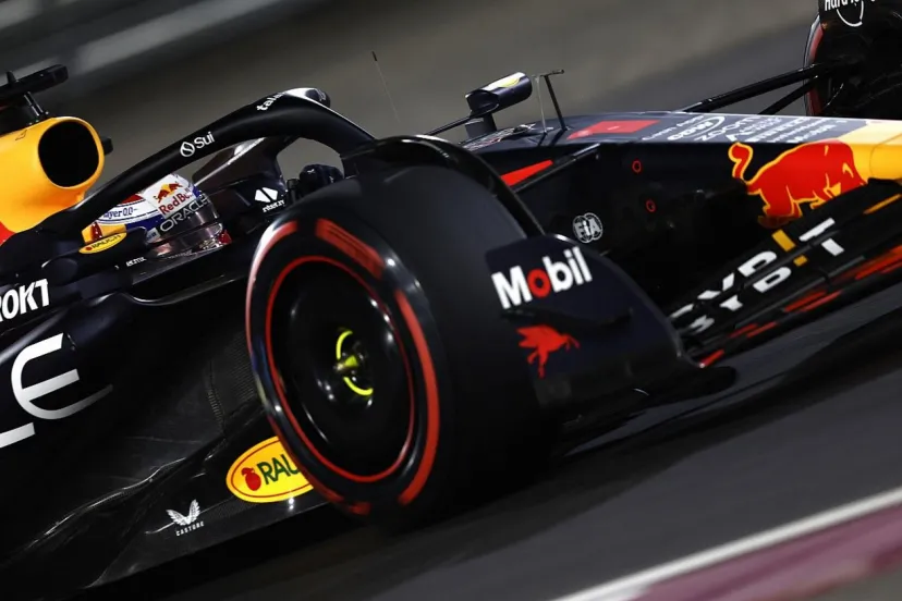 フェルスタッペン、圧倒的速さでポールポジション！　マクラーレン勢のトラックリミット違反でメルセデスが繰り上がり2-3。角田裕毅11番手｜F1カタールGP予選