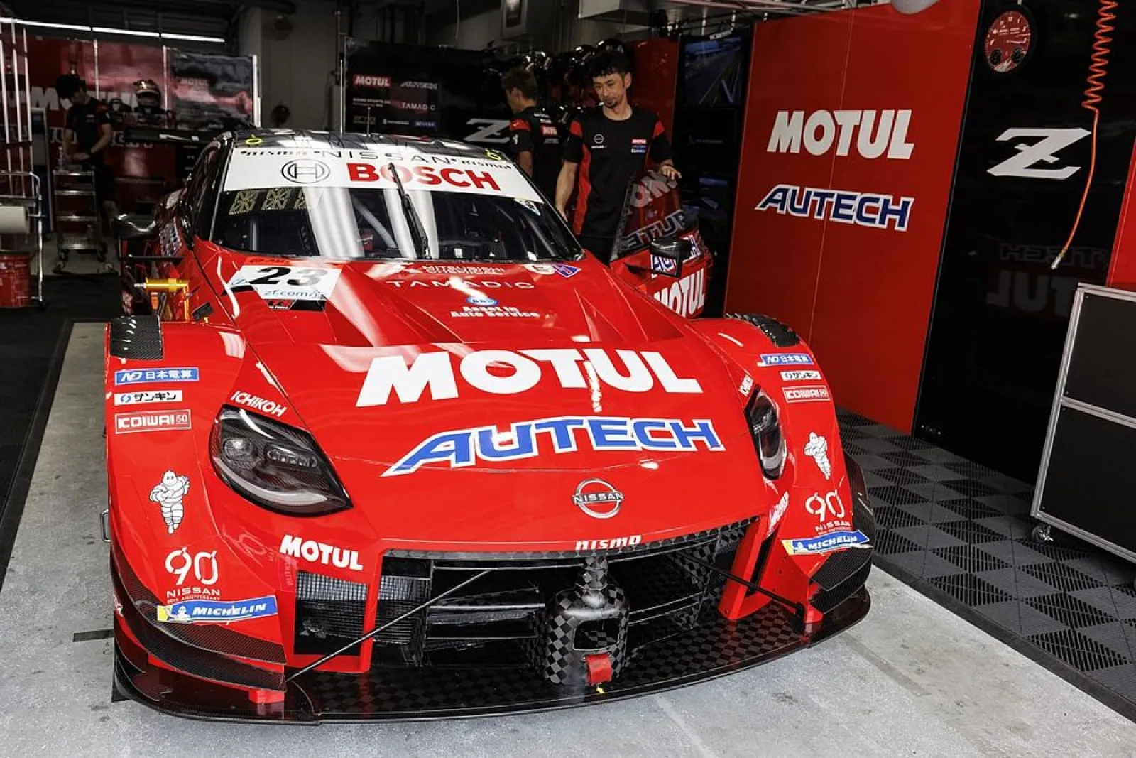 大クラッシュから復活の23号車MOTUL AUTECH Z、シャシー交換