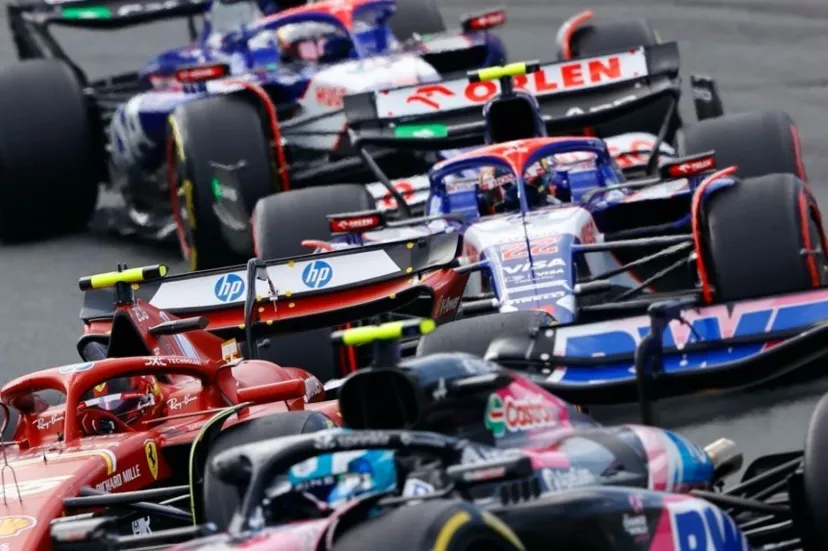 【F1分析】角田裕毅17位。まるで”一番悪いシナリオ”をあえて選んだみたい……それほどまでに不可解だったオランダGPのRBの戦略