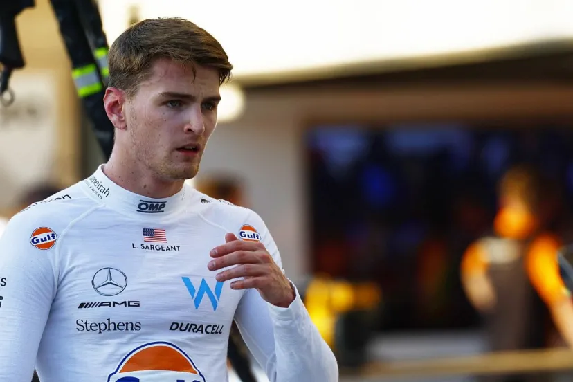 F1カタールGP途中棄権のサージェント、重度の脱水症状に見舞われる。過酷なコンディションで失神しかけるドライバーも