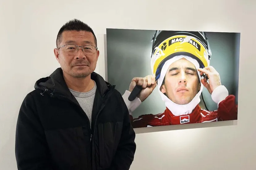 F1カメラマン熱田護の写真展『P1』が東京・北青山で開催中。熱田氏本人が連日在廊