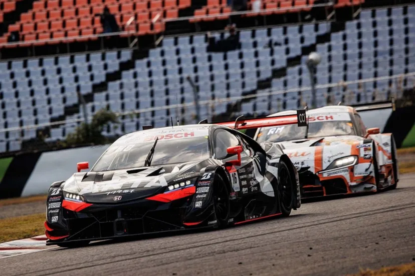 【スーパーGT 】16号車ARTAの大津弘樹「抵抗が甘かったかもしれない」と36号車au TOMSとのバトルを悔やむ。逆転タイトルの可能性は残すも、最終戦で目指すは”優勝”だけ｜第7戦オートポリス