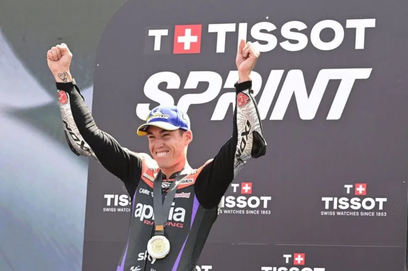 【MotoGP】エスパルガロ、地元戦でスプリントポール・トゥ・ウィンに感無量「おとぎ話のようで、言葉がない」