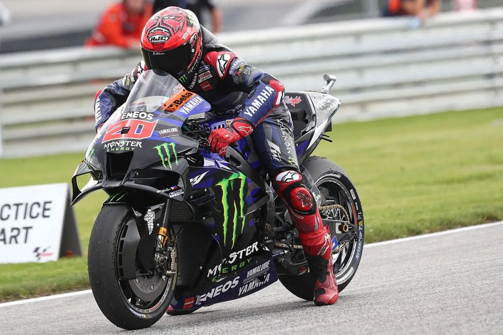 東京パラリンピック　ピンズ　オーストリア　モーツァルト 東京パラリンピック ピンズ オーストリア モーツァルト 東京