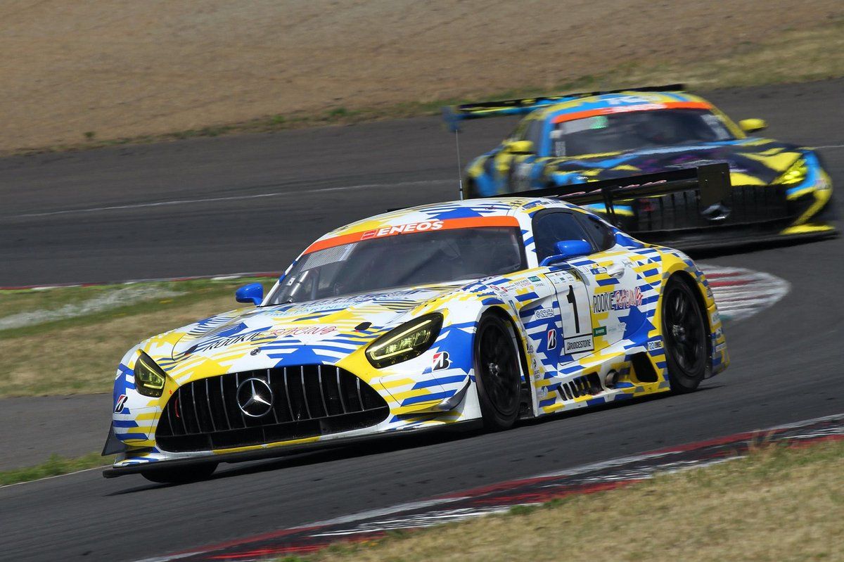 2024年スーパー耐久がSUGOで開幕。2組に分かれたレースで前年王者の