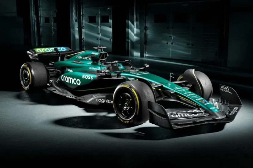 アストンマーティンF1、2024年の新車AMR24を発表。シルバーストンでシェイクダウン直行予定