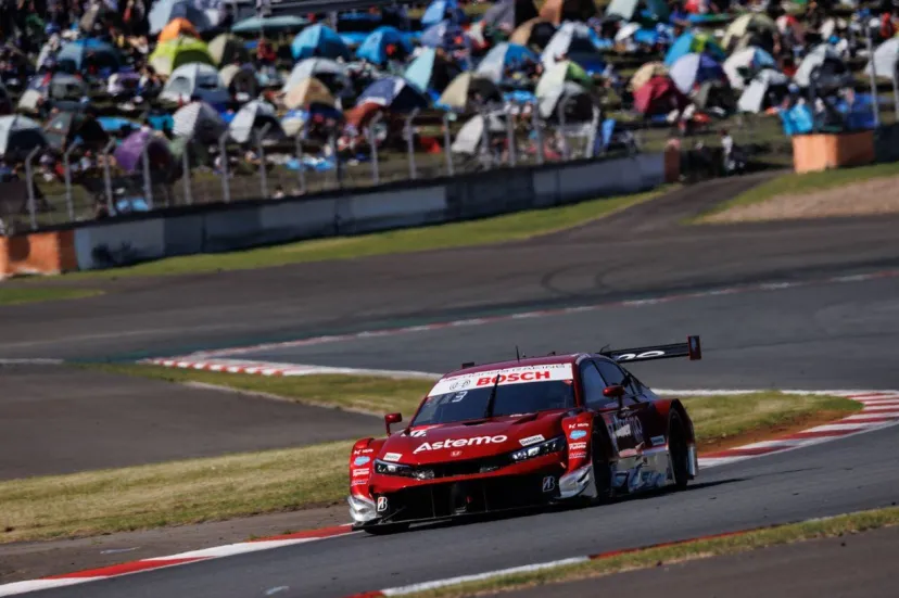 シビック・タイプR-GT、初ポール獲得も優勝はお預けに。想定以上の速さ見せる中、悔やまれるトラブルとあと一歩だったロングラン