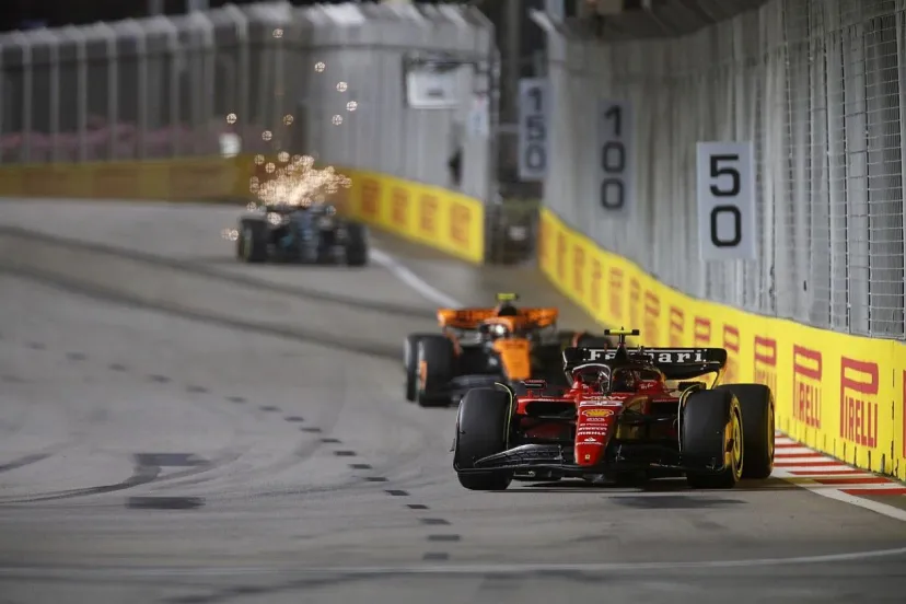 フェラーリ、優勝もぎ取ったサインツJr.の戦略眼を称賛「対メルセデスのためにノリスへあえてDRSを与えていた」
