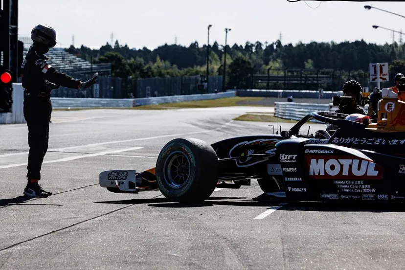 予選から早くも繰り広げられたTEAM MUGENの心理戦。ローソンのブロックにイライラしていた野尻「それをするなら僕も“トラップ”を仕掛けないとと思った」
