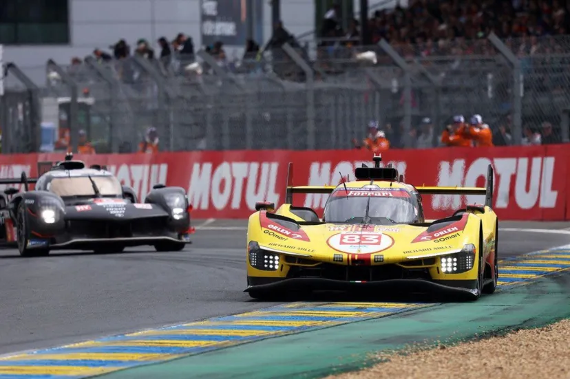 フェラーリカスタマーの83号車が首位。トヨタ8号車が3番手……夜と共に雨が襲来｜ル・マン24時間レース：6時間経過