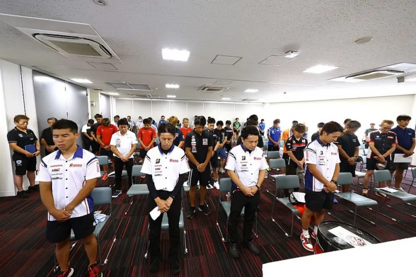 レース中の事故により逝去した埜口遥希へ黙祷が捧げられる。正式セレモニーは次戦オートポリスで実施予定｜全日本ロード第5戦もてぎ