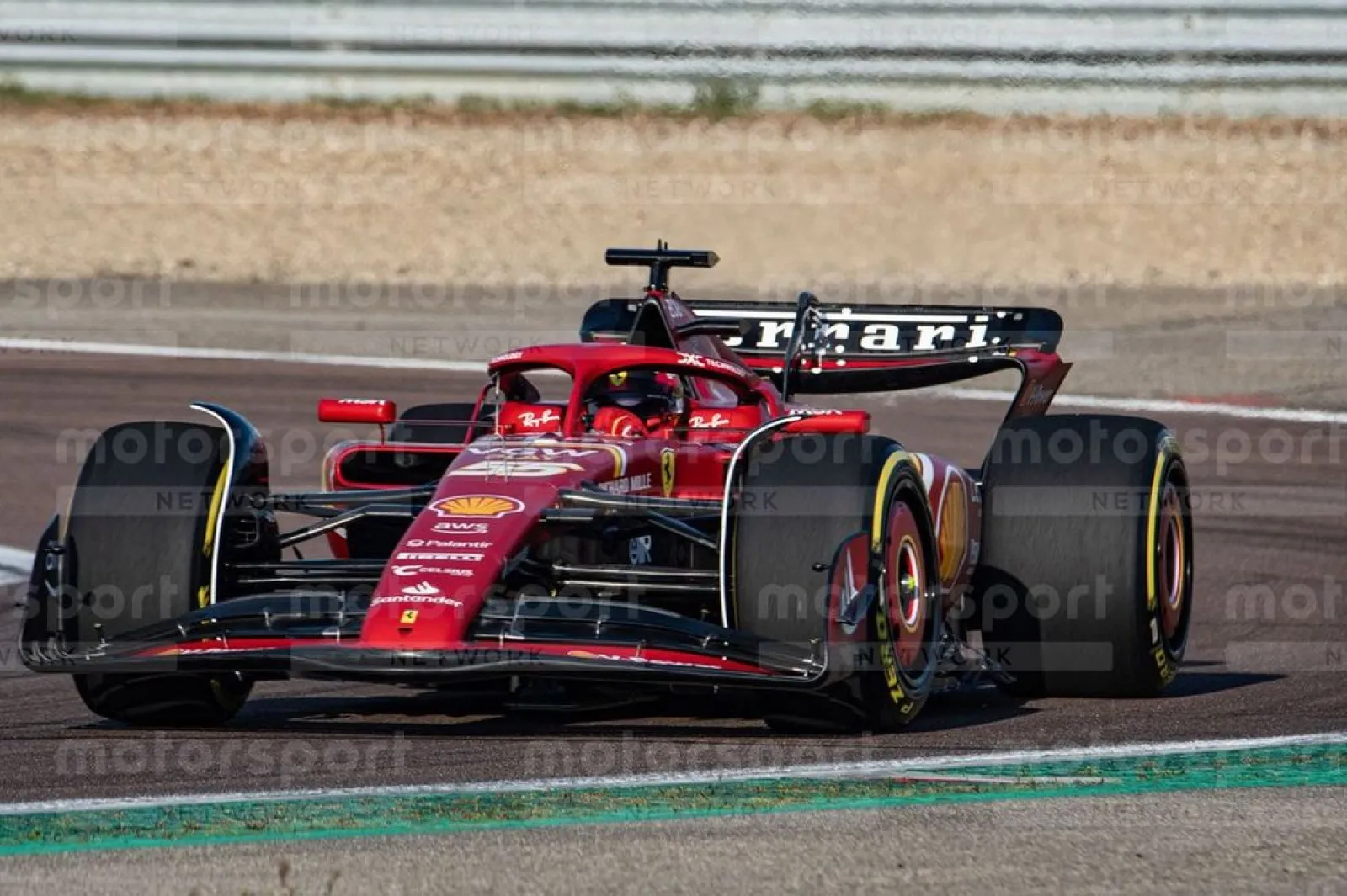 carlos-sainz-ferrari-sf-24_l.