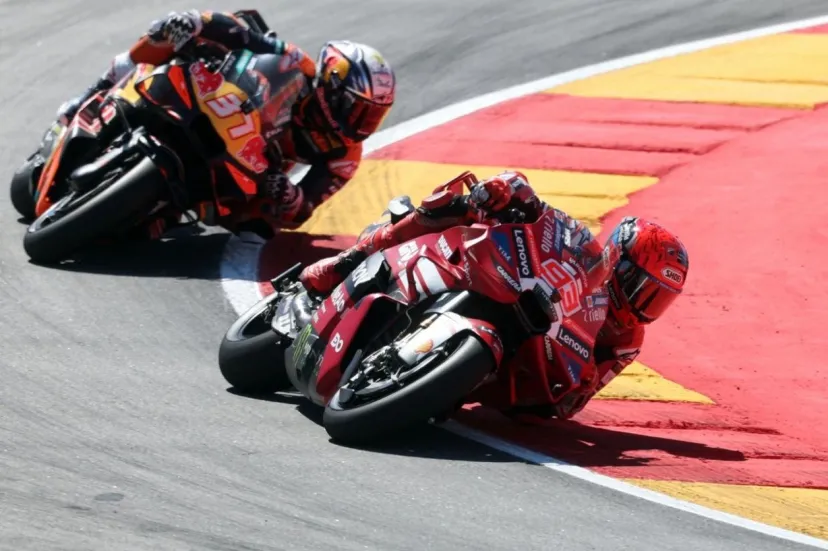 【MotoGP】「同じ武器でマルク・マルケスを倒したい」ドゥカティ移籍のアコスタ、KTMからの引き止めも断ったその理由