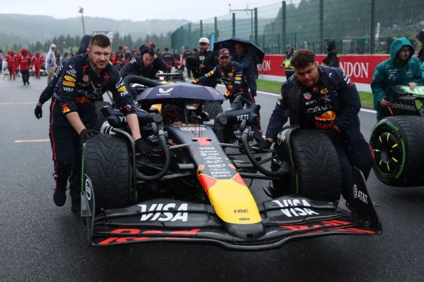 レッドブル内部の権力闘争の行方:オーストリアのレッドブル本社がF1チームへの支配を強化へ