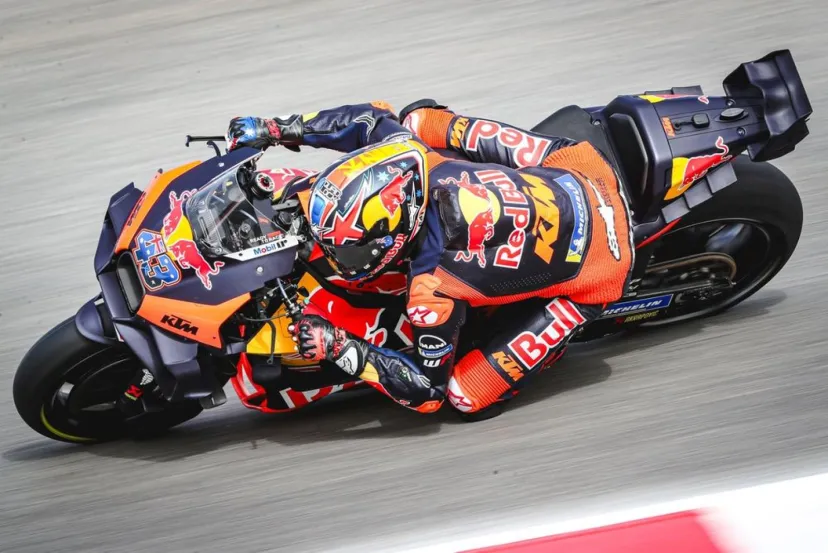 【MotoGP】驚異の新人アコスタ、KTM本家のジャック・ミラーも舌を巻くライディング「僕もあんなふうに乗りたいね」