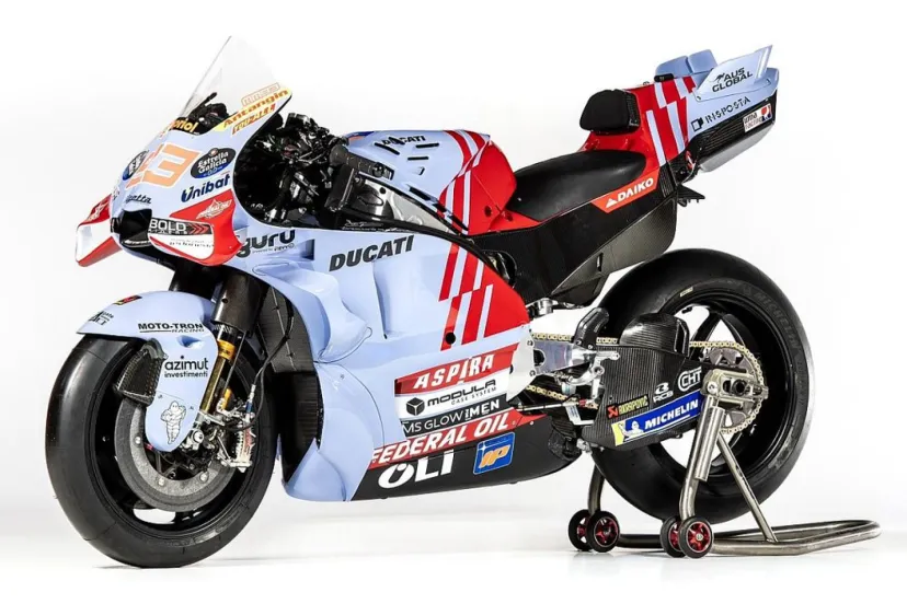 【MotoGP】グレシーニ、2024年の体制発表を実施。大注目マルク・マルケス、ホンダ時代とは全く違うライトブルーカラーまとう