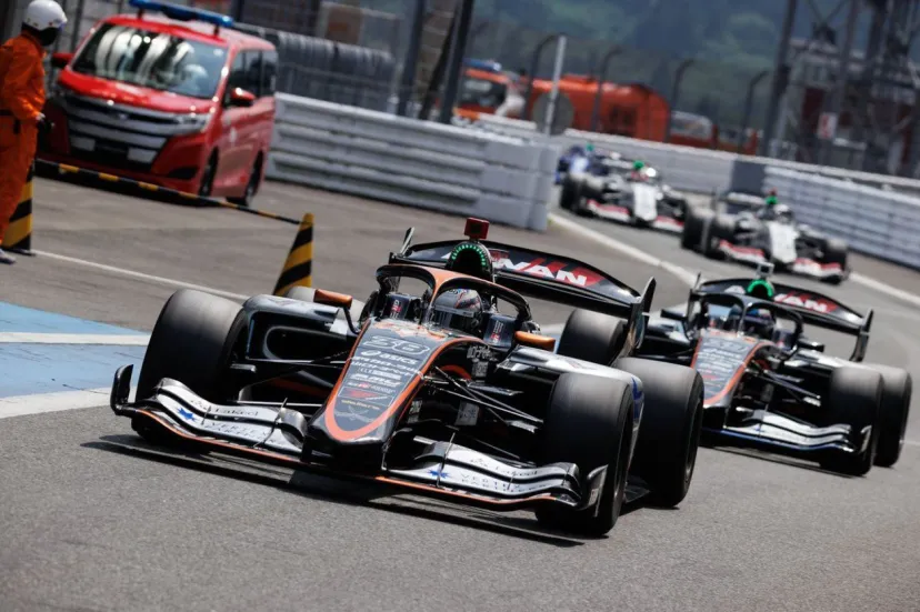 スーパーフォーミュラ第4戦富士で複数の車両に電気系トラブルが発生。原因は暑さか？　雨の前戦SUGOか？