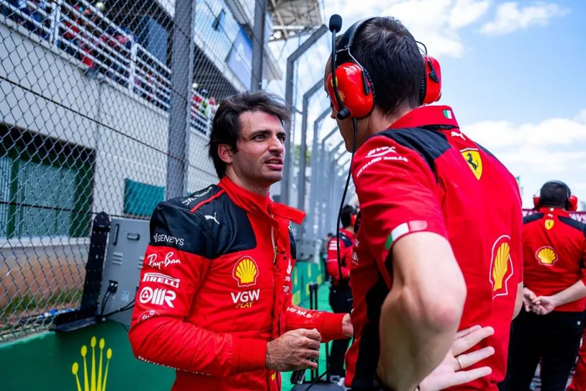 フェラーリのサインツJr.を襲ったクラッチトラブル、原因はパーツ欠陥？　F1サンパウロGPでは「FP1から問題があった」