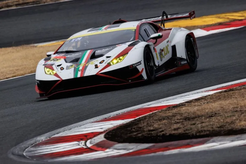 GT500は17号車Astemoシビック、GT300は88号車JLOCウラカンがポール獲得!|スーパーGT第2戦富士:予選タイム速報