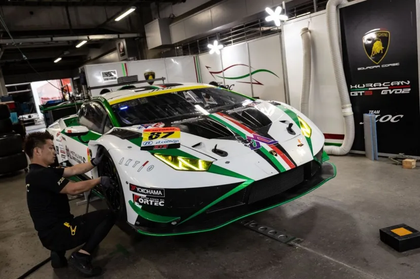 新型Evo2の88号車を予選・決勝で上回った87号車ランボルギーニ、BoPも