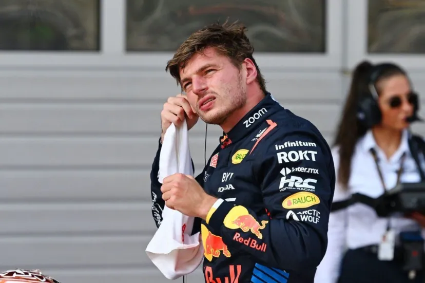 F1オーストリアGPでポールのフェルスタッペン、ピットレーン出口を“超スロー走行”も処分はなし