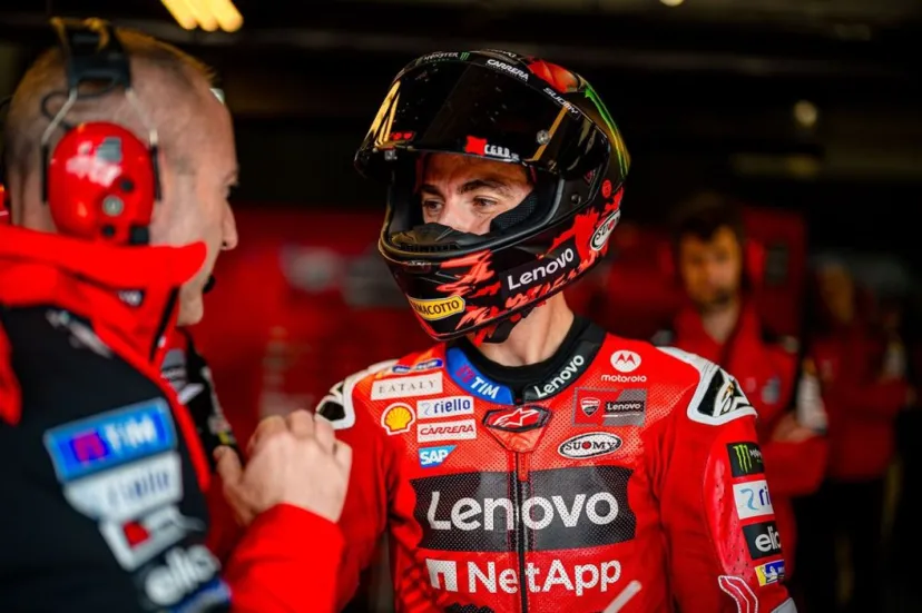 【MotoGP】イギリスGP転倒はタイヤに問題？　バニャイヤ示唆しつつ同時にマルク・マルケスの凄さ認める「バイクの問題を隠している」