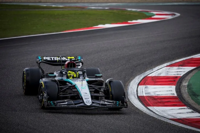 ハミルトン、スプリント2位から一転まさかの予選Q1敗退。マシン大幅変更も、ミスの原因は風か