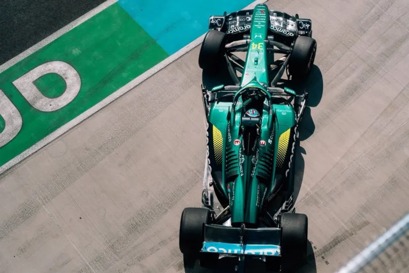 アストンマーティン、ホンダの新PU搭載したフィルミングデーの走行を無事完了。リザーブのクロフォードがドライブ