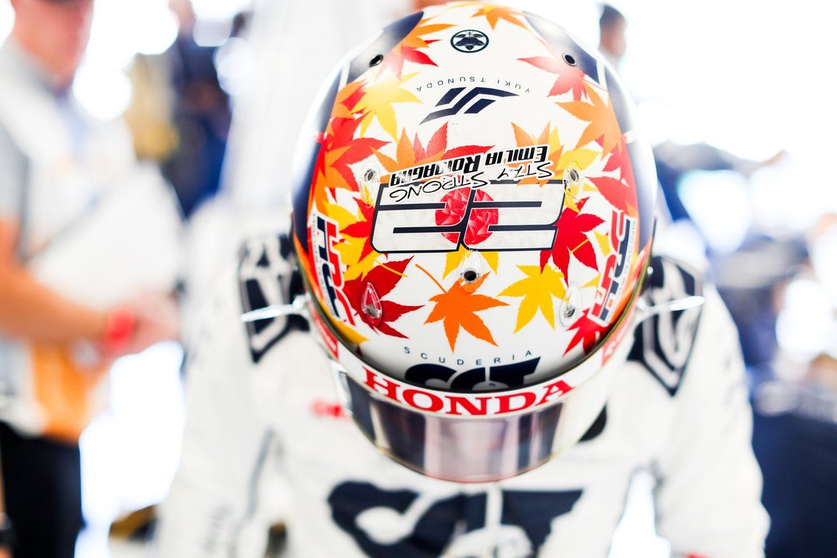 角田裕毅、2023年F1イタリアGPでスペシャルヘルメットを着用