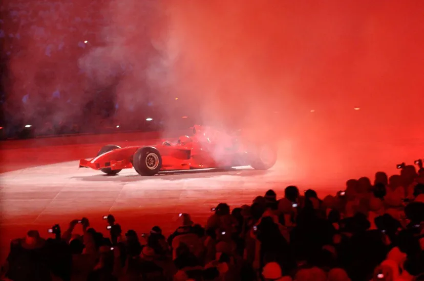 オリンピックでF1マシンが走った日……2006年トリノ五輪開会式
