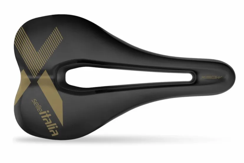 ダボスとセライタリアのコラボモデル第2弾、オフロード向けサドル「X-BOW SUPERFLOW」を発売