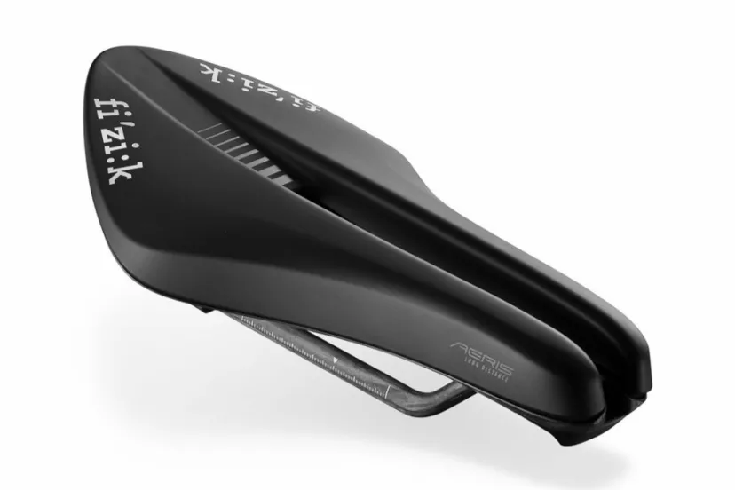 トライアスロンに最適化された2つのサドル、「TRANSIRO AERIS」を発売｜fi’zi:k